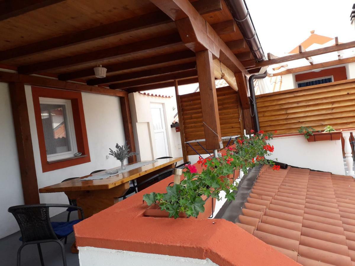 Rustic Apartment Mariva Ljubac  Ngoại thất bức ảnh